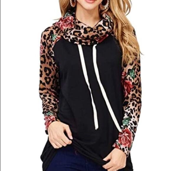 Cozy Chic Pullover Leopard Print Sweater - Picture 1 of 4